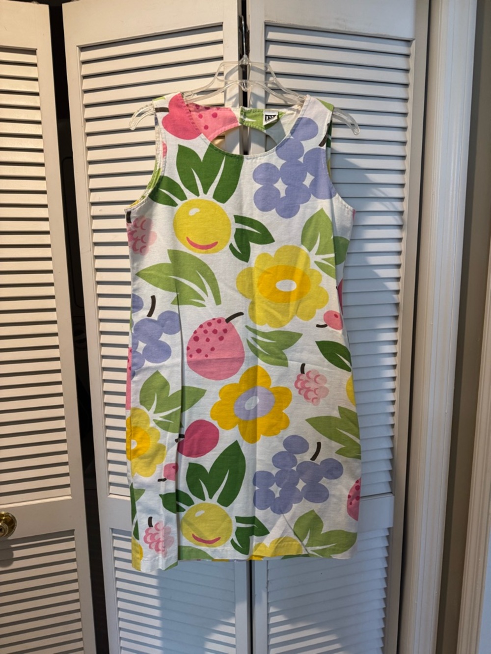 Sleeveless White Floral & Fruit Print Casual Dress S
